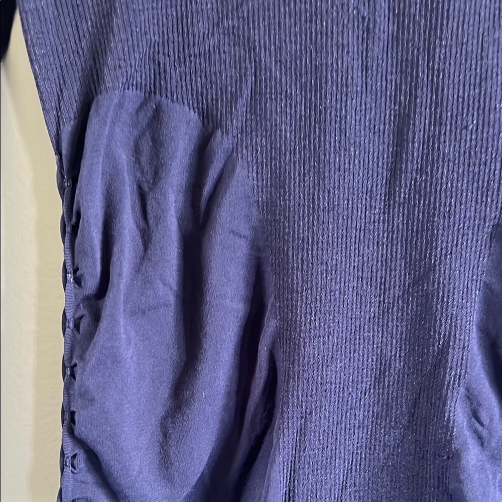LAST CHANCE ✨ Bebe Blue Ruched V-Neck Bodycon Dress - Picture 3 of 5